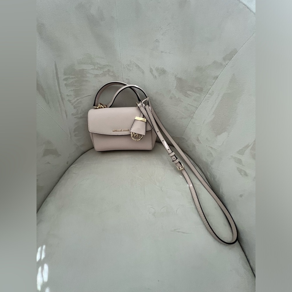 Michael Kors Light Pink Crossbody Bag with Handles